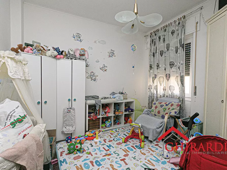 Immagine 14 di Trilocale in vendita  a Genova