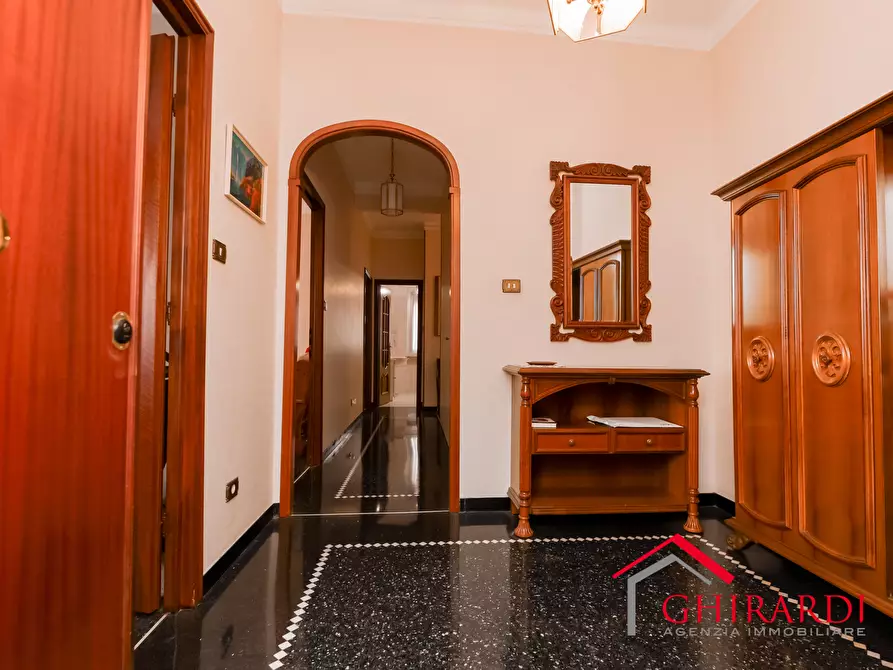 Immagine 3 di Quadrilocale in vendita  in SALITA CATALDI 20B a Genova