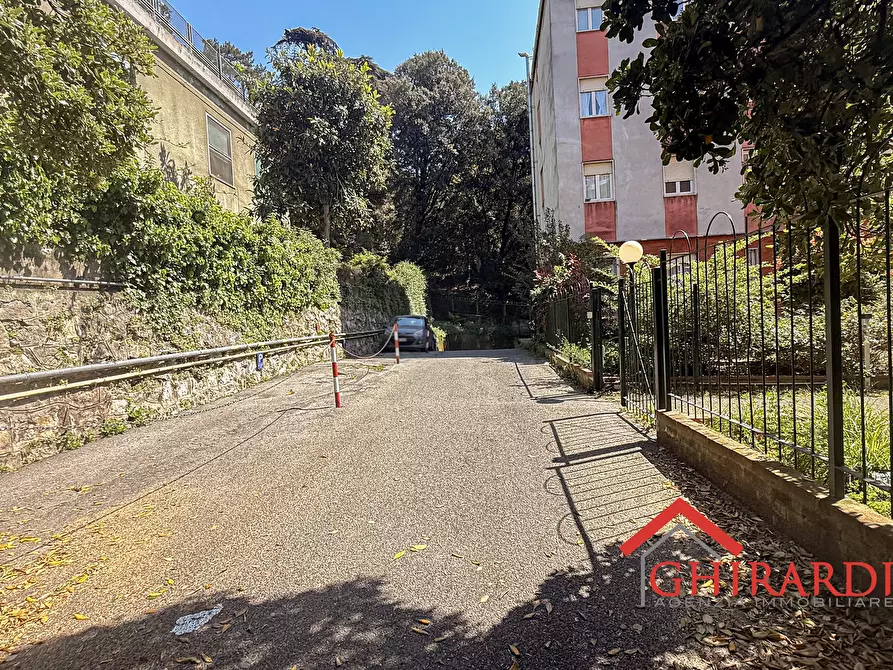 Immagine 11 di Garage in vendita  in Via San Tomaso d'Aquino a Genova