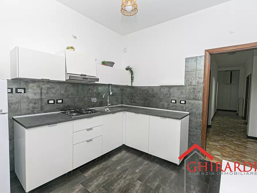 Immagine 13 di Quadrilocale in affitto  in Via Pian di Forno 19 a Genova