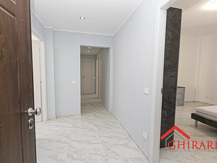 Immagine 2 di Trilocale in affitto  in VIA GIACOMO PUCCINI 19 a Genova