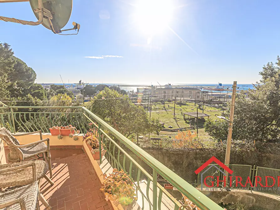 Immagine 34 di Quadrilocale in vendita  in VIA ANTICA ROMANA DI PEGLI 13 a Genova