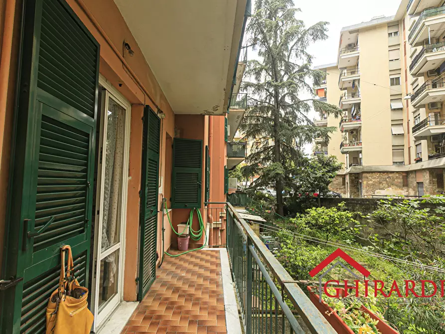 Immagine 28 di Quadrilocale in vendita  in Piazza Giovanni Tarello 9 a Genova