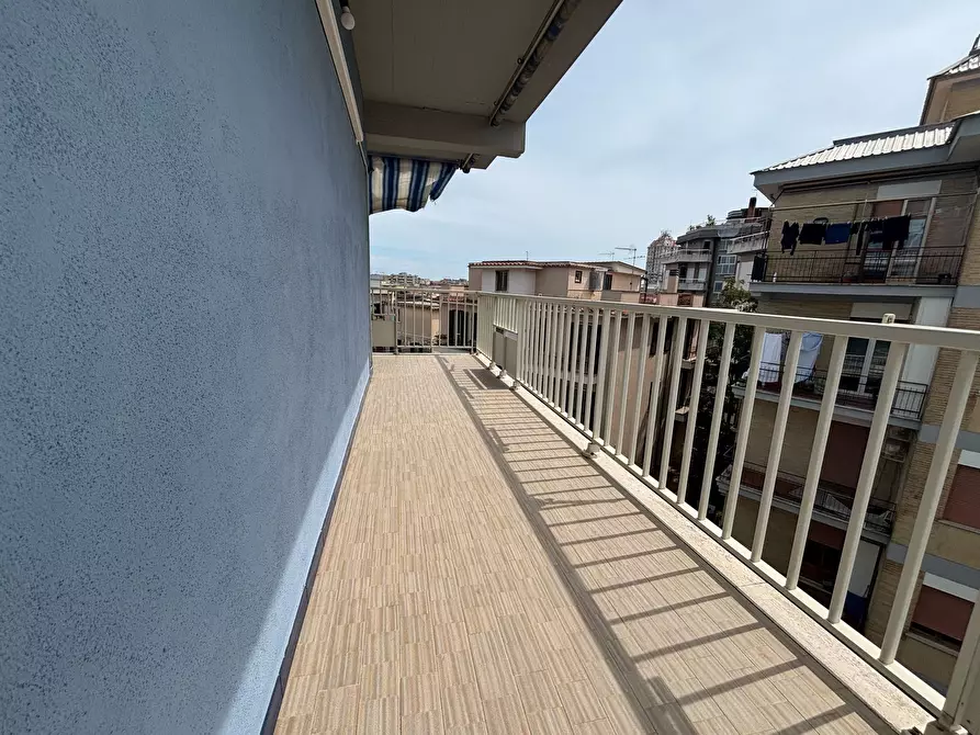 Immagine 18 di Trilocale in vendita  in Via Lipari 1A a Nettuno