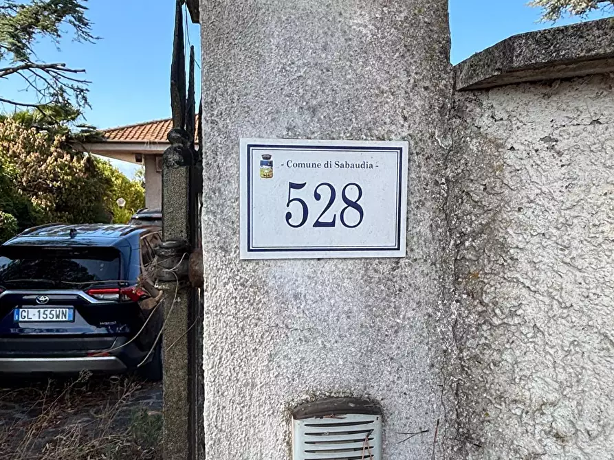 Immagine 28 di Villa in vendita  in via litoranea 528 a Sabaudia