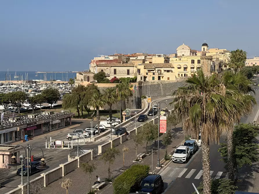 Immagine 1 di Trilocale in vendita  in Via Palermo 1 a Nettuno