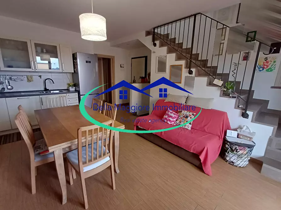 Immagine 1 di Casa bifamiliare in vendita  in sassogrosso a Rosignano Marittimo