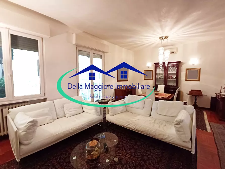 Immagine 8 di Appartamento in vendita  a Livorno