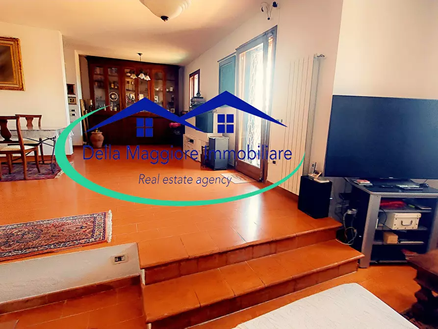 Immagine 15 di Porzione di casa in vendita  in via di quercianella a Livorno