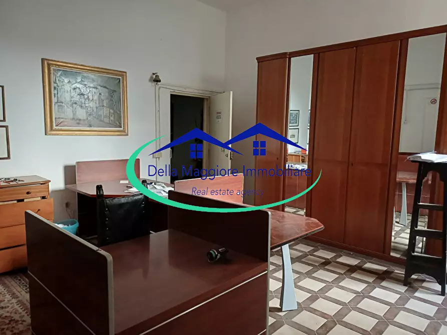 Immagine 4 di Appartamento in vendita  a Livorno