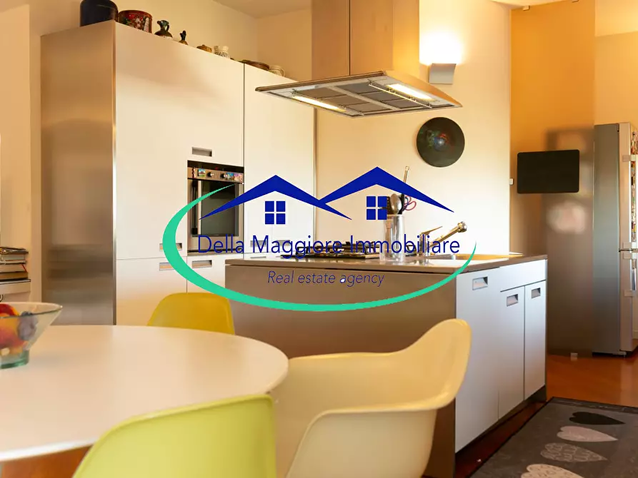 Immagine 19 di Villa in vendita  in Via di Montenero a Livorno