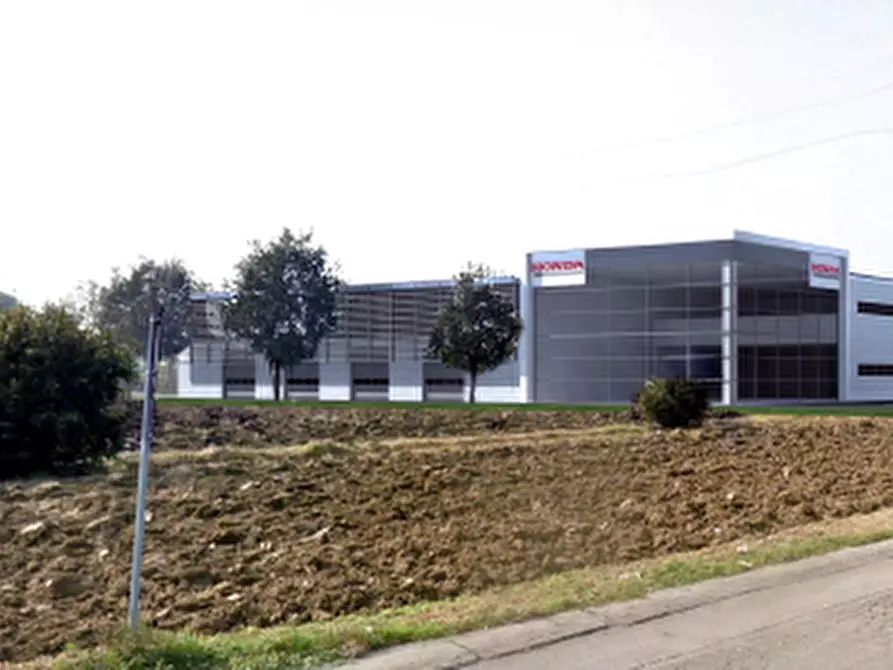 Immagine 4 di Terreno industriale in vendita  a Parma