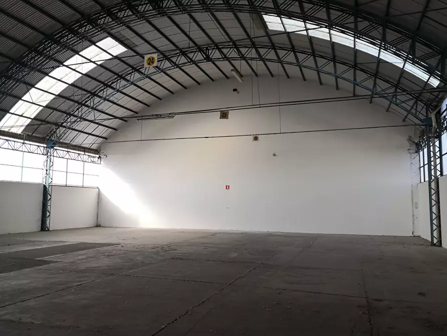 Immagine 4 di Attività artigianale in affitto  in Via Cisa 12 a Brescello