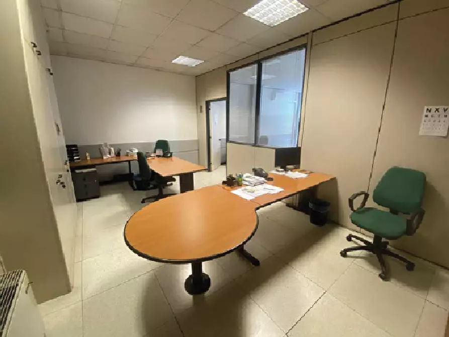 Immagine 8 di Capannone industriale in vendita  a Parma