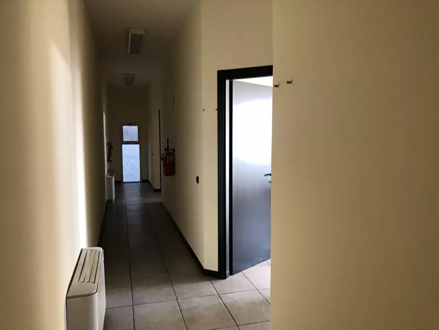 Immagine 13 di Attività artigianale in vendita  a Parma