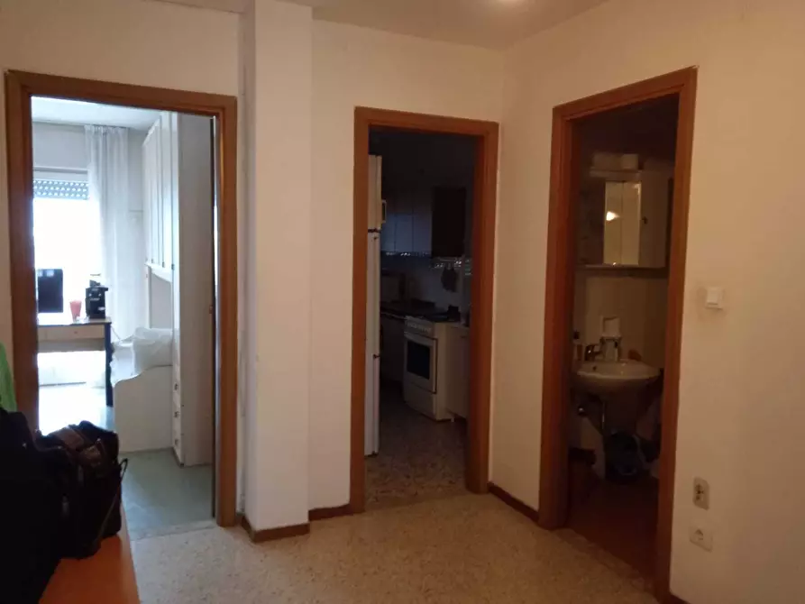 Immagine 5 di Stanza singola in affitto  a Trento