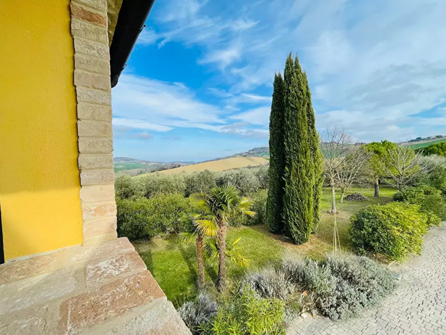 Immagine 8 di Rustico / casale in vendita  in morrovalle a Morrovalle