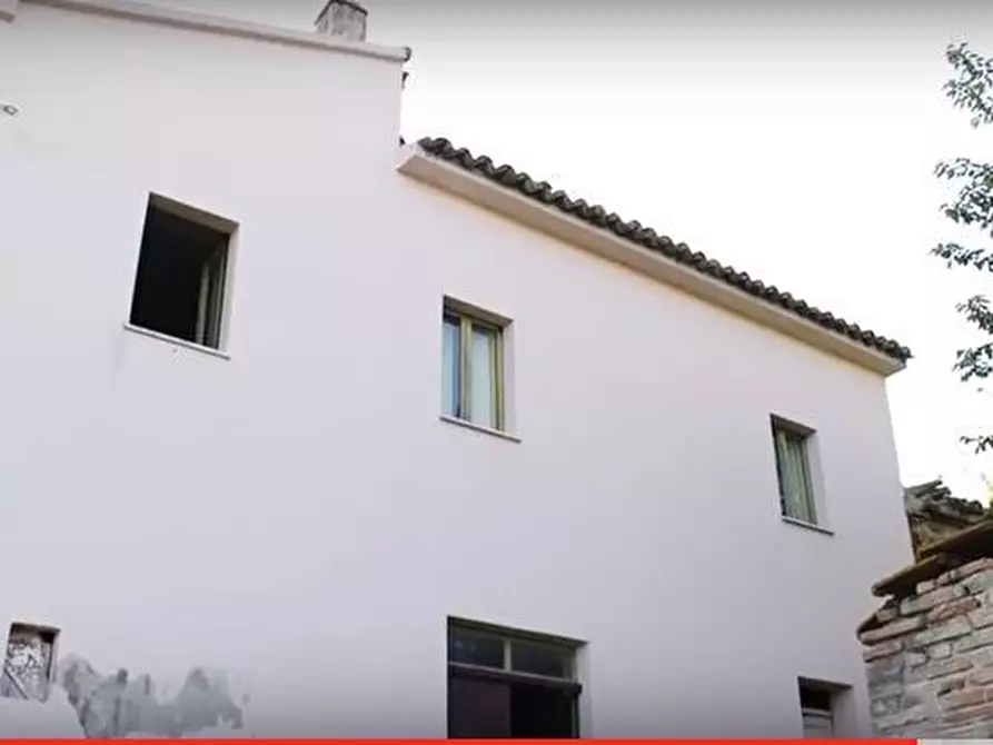 Immagine 17 di Rustico / casale in vendita  in CASTEL LEONE DI SUASA a Ostra Vetere