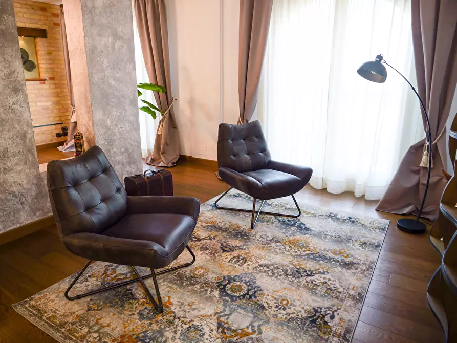 Immagine 12 di Villa in vendita  in Via Passarini a Recanati