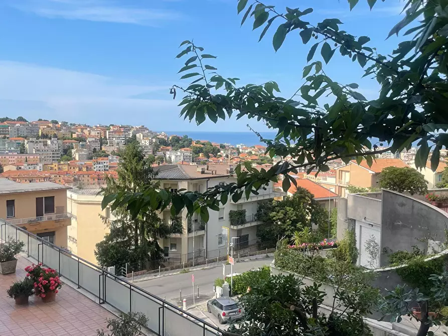 Immagine 11 di Trilocale in vendita  in Via Vittorio Veneto a Ancona