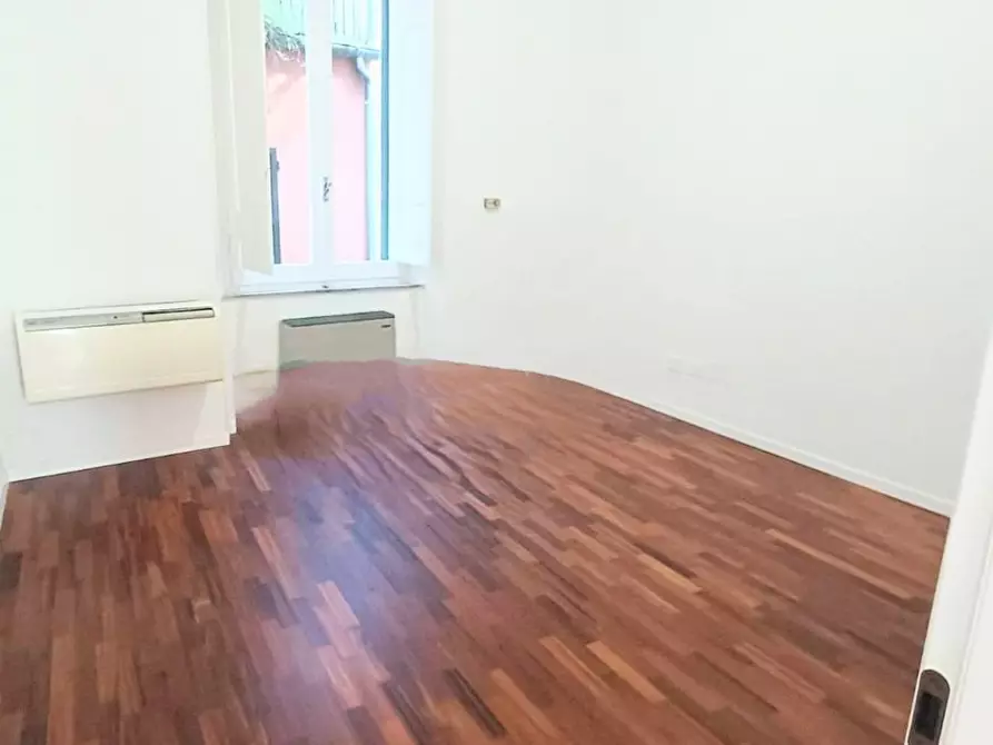 Immagine 2 di Bilocale in vendita  in Corso Giuseppe Garibaldi 43 a Ancona