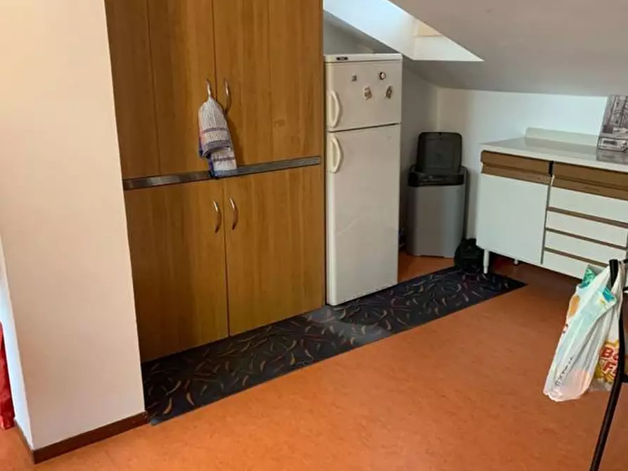 Immagine 9 di Bilocale in vendita  in via tiziano a Ancona