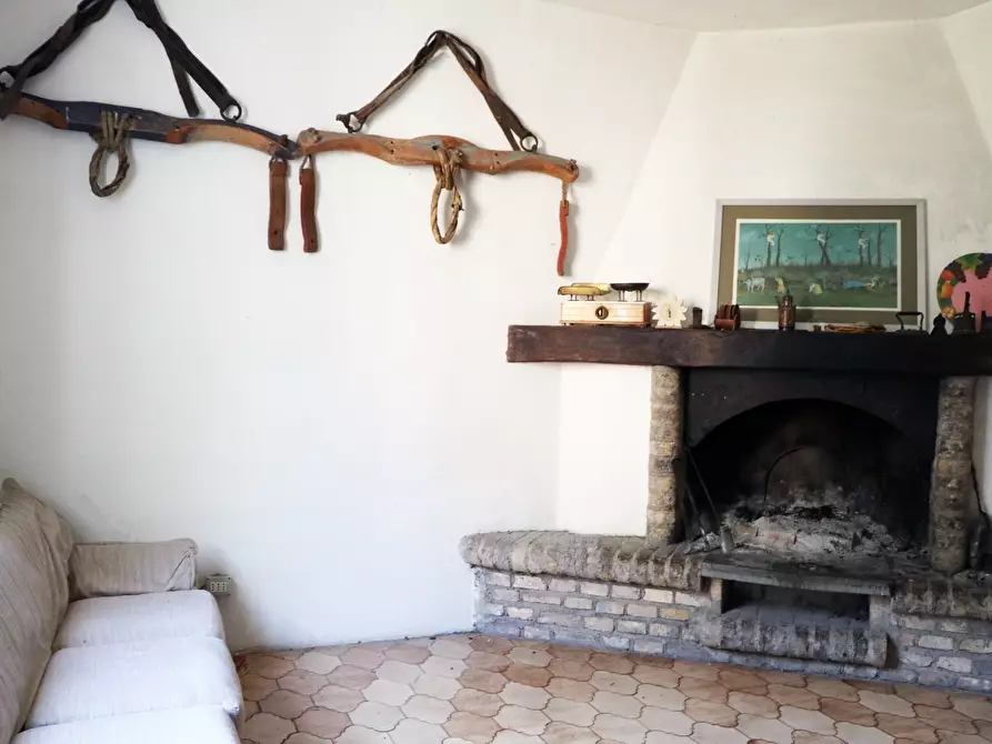 Immagine 10 di Rustico / casale in vendita  in Osimo a Osimo