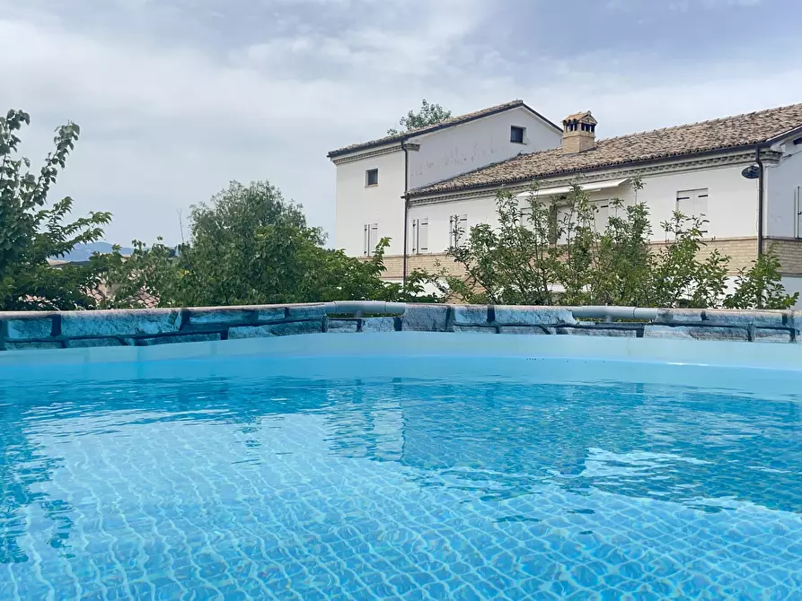 Immagine 1 di Rustico / casale in vendita  in Filottrano a Filottrano