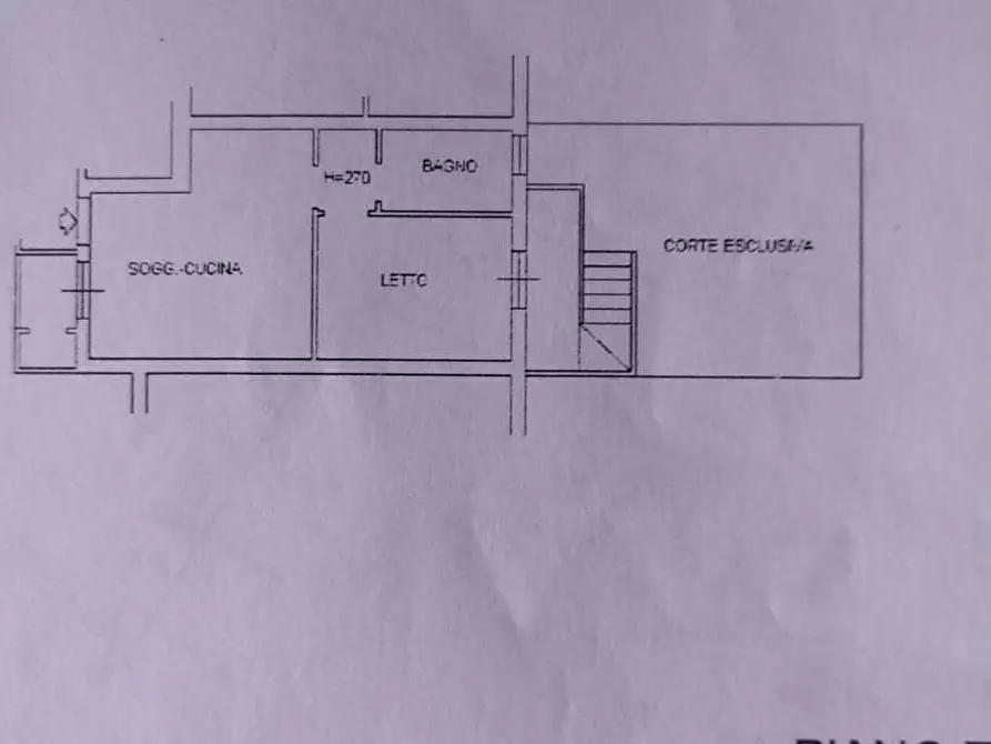 Immagine 9 di Bilocale in vendita  in Via D' ancona a Ancona
