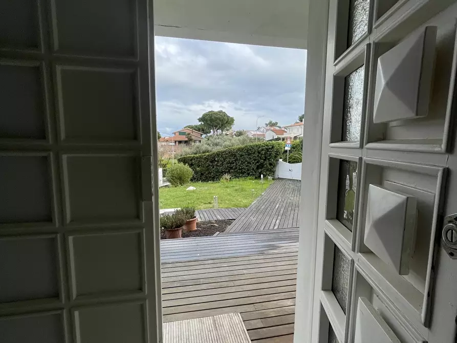 Immagine 7 di Villa in vendita  in Via Ischia a Numana