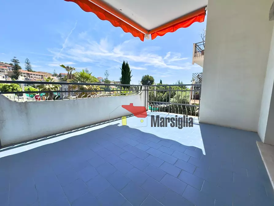 Immagine 10 di Monolocale in vendita  in Strada Solaro 121 a San Remo