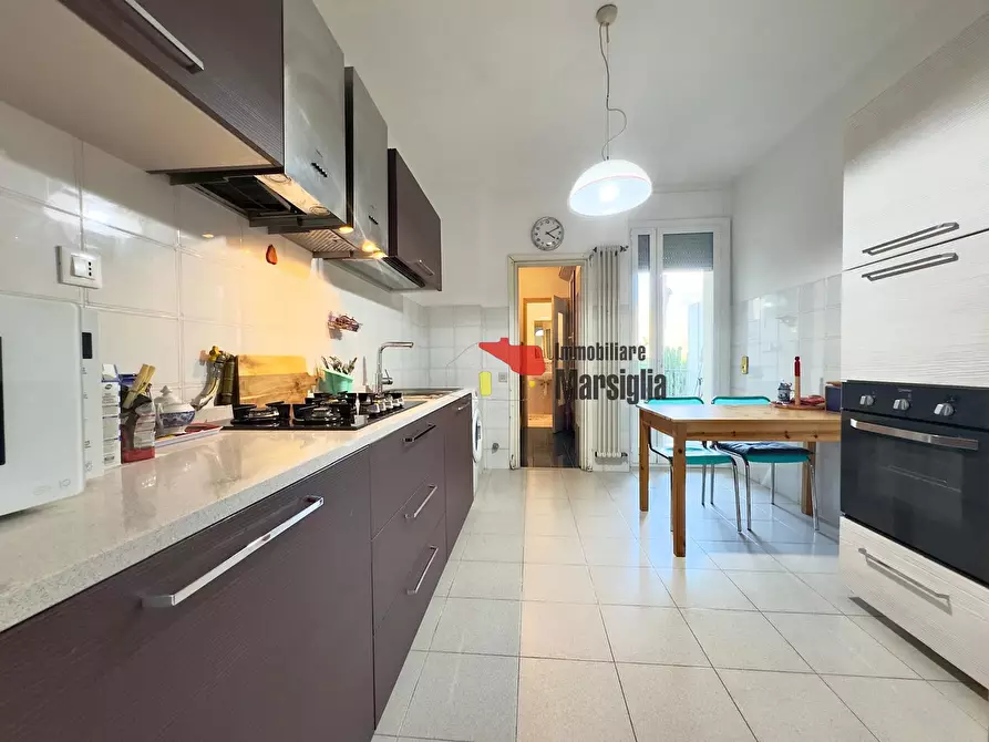 Immagine 8 di Quadrilocale in vendita  in Via Legnano 8 a San Remo