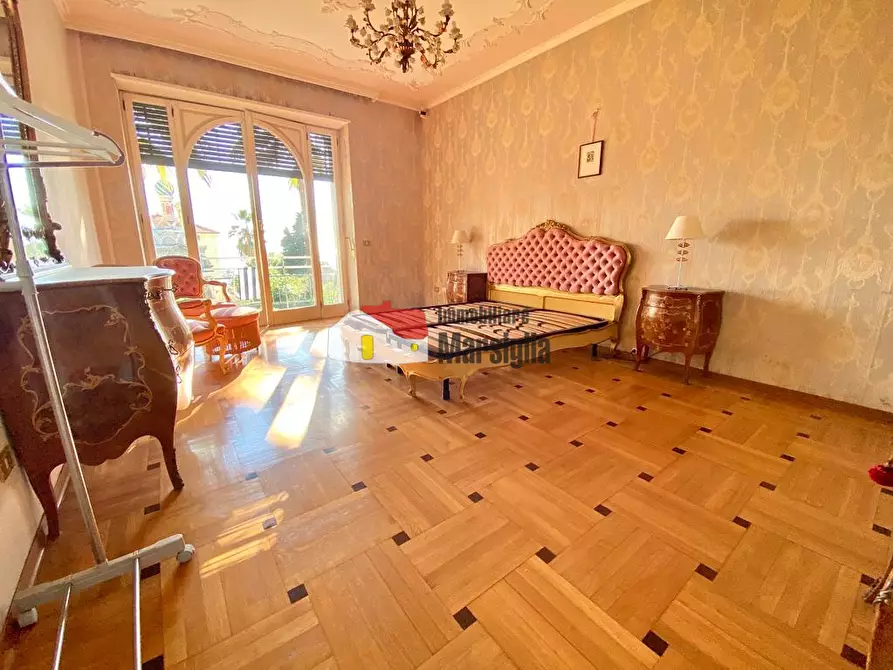 Immagine 15 di Quadrilocale in vendita  in Via Nuvoloni a San Remo