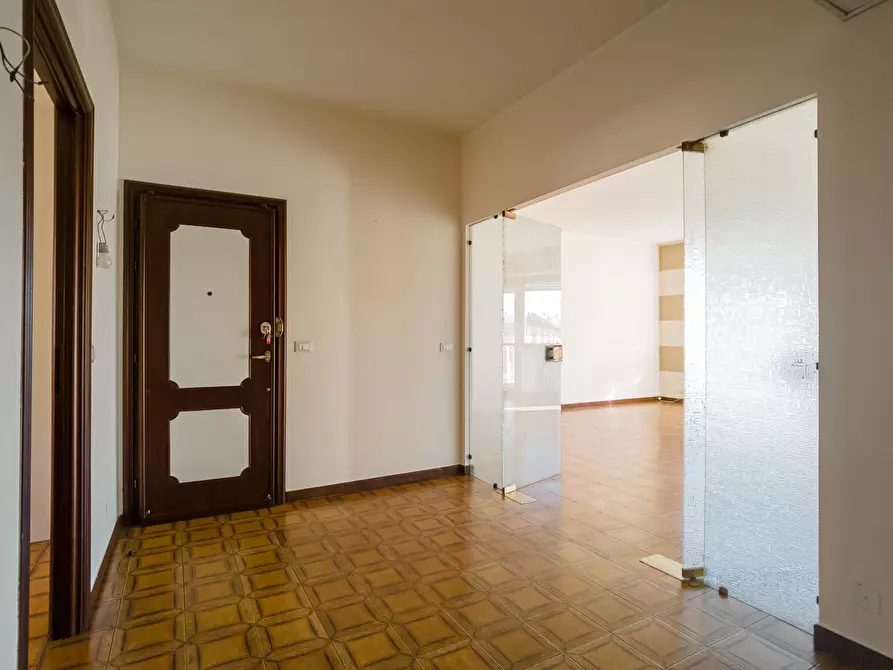 Immagine 5 di Quadrilocale in vendita  in Via Castellino a Torino