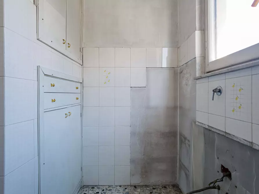 Immagine 16 di Bilocale in vendita  in Via Verolengo a Torino