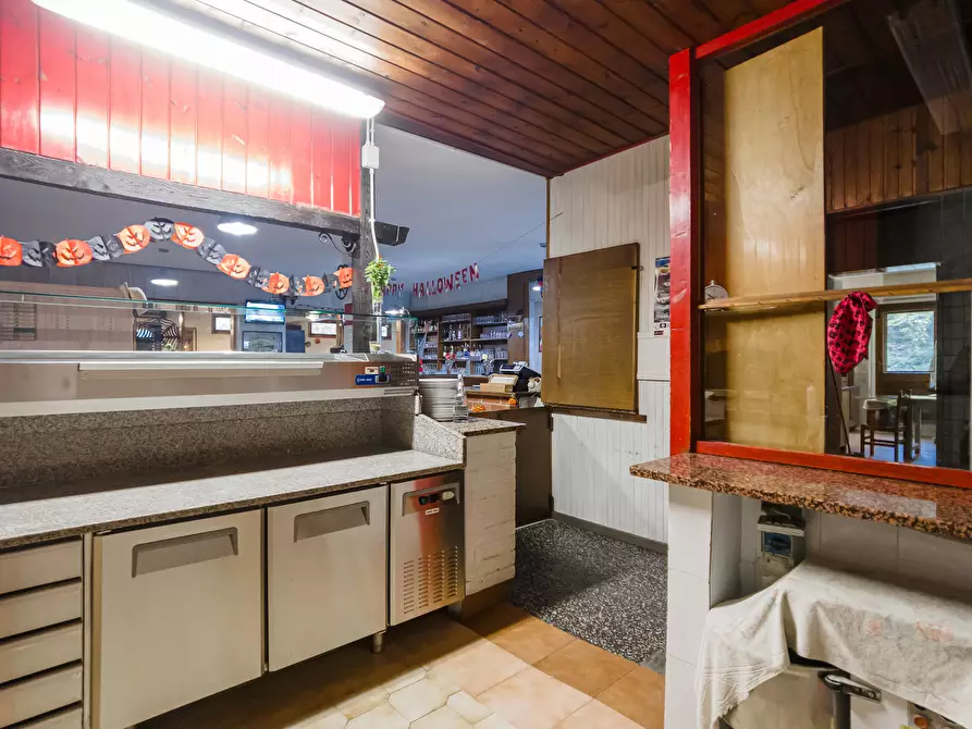 Immagine 21 di Bar / Ristorante in vendita  in Via Losa a Pessinetto