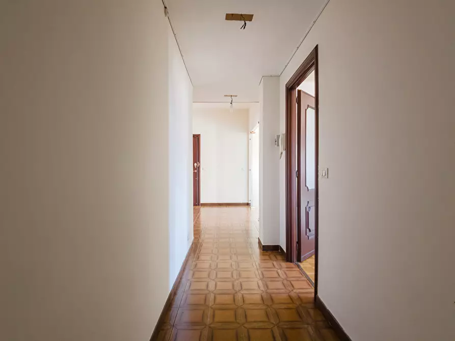 Immagine 22 di Quadrilocale in vendita  in Via Castellino a Torino