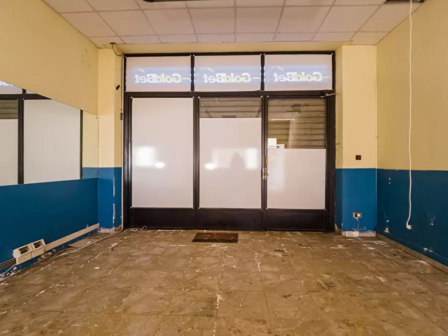 Immagine 6 di Locale commerciale in vendita  in Via Giorgio Bellono a Torino