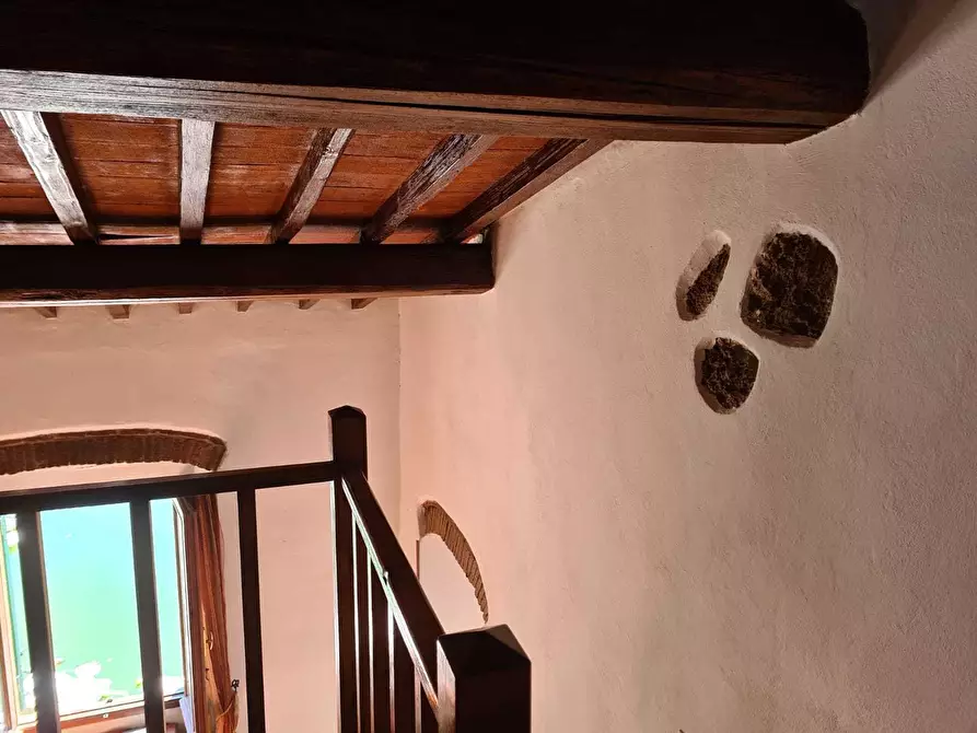 Immagine 11 di Trilocale in vendita  a Livorno