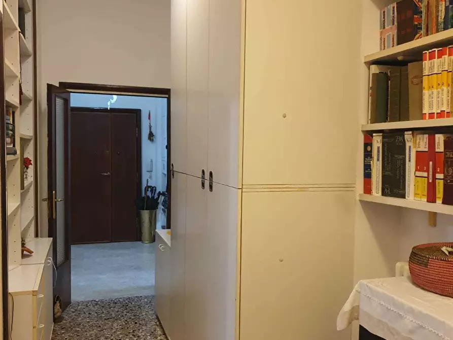 Immagine 24 di Appartamento in vendita  a Livorno