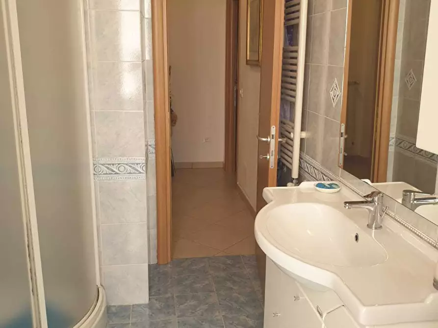 Immagine 12 di Appartamento in vendita  a Livorno