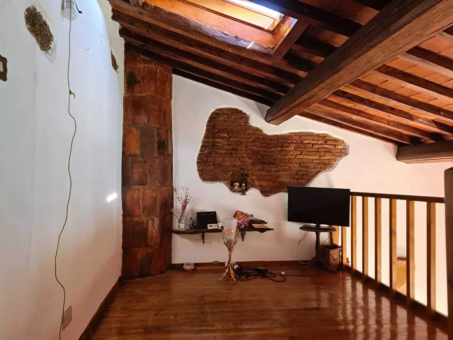 Immagine 24 di Trilocale in vendita  a Livorno