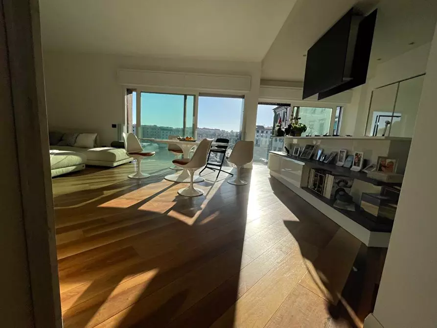 Immagine 4 di Trilocale in vendita  a Livorno