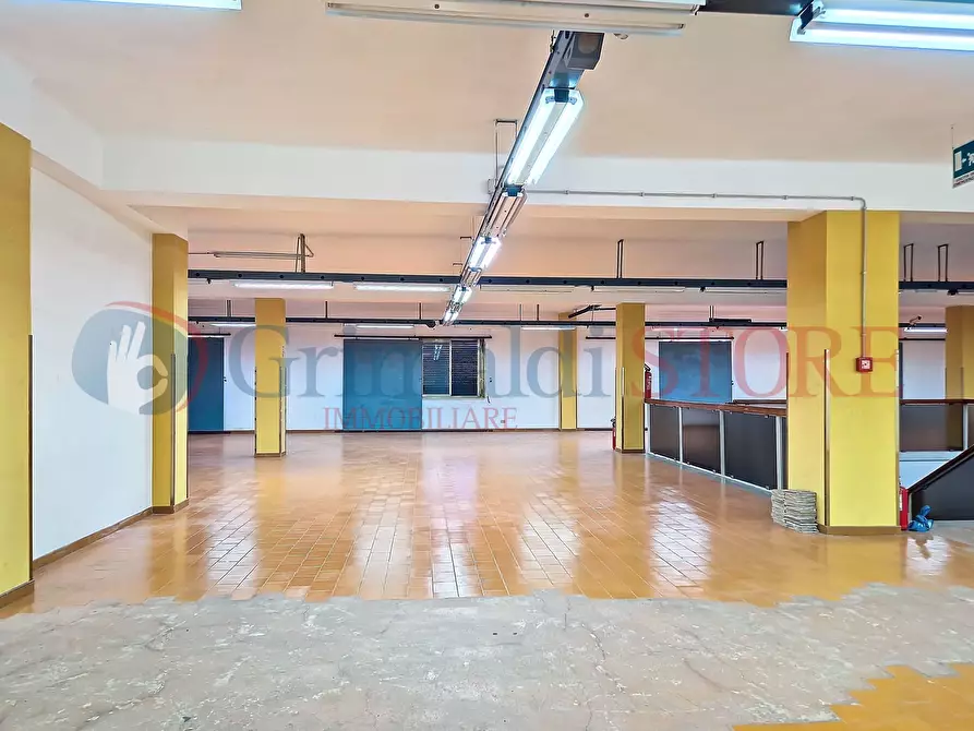 Immagine 46 di Attività commerciale in vendita  a Francavilla Fontana