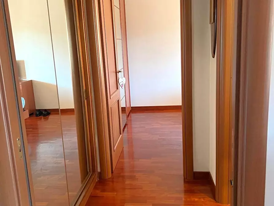 Immagine 7 di Bilocale in vendita  in Via Padre Perilli a Roma