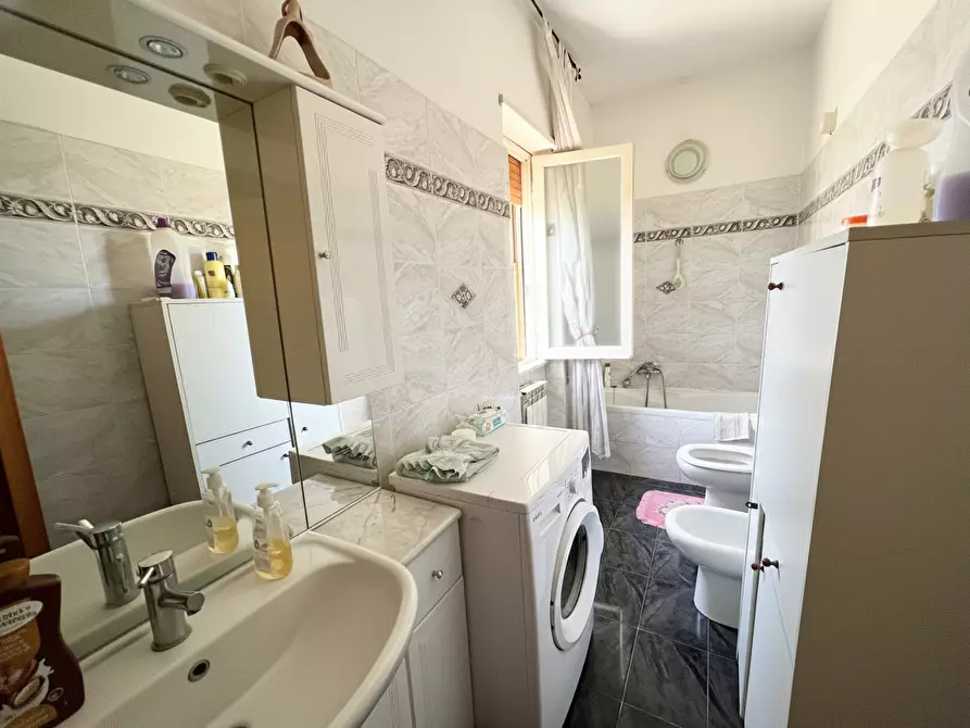 Immagine 8 di Casa indipendente in vendita  in Via della Pineta a Nettuno