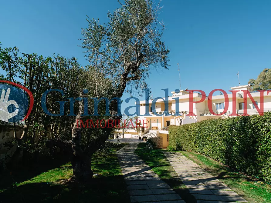 Immagine 43 di Villa in vendita  in Via Villa Bellavista 70 a Lecce