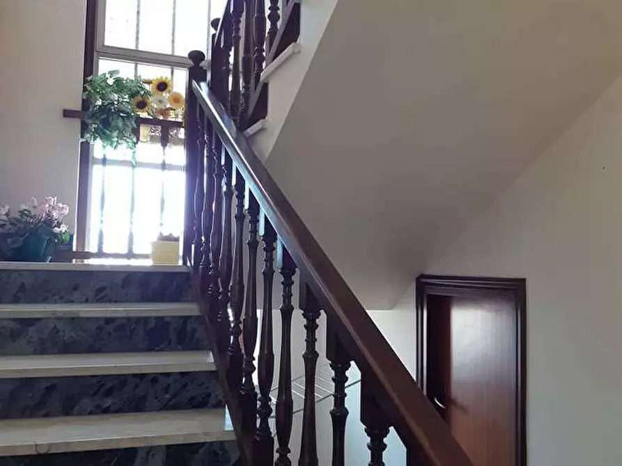 Immagine 13 di Villa in vendita  in Via Magenta 4 a Villata