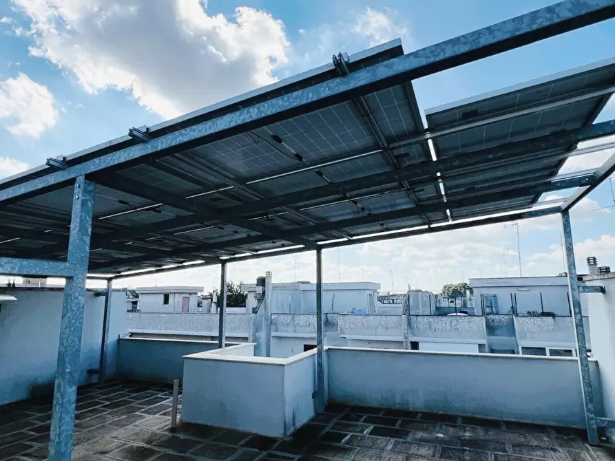 Immagine 40 di Villetta a schiera in vendita  in Via Michele Massari 13 a Lecce