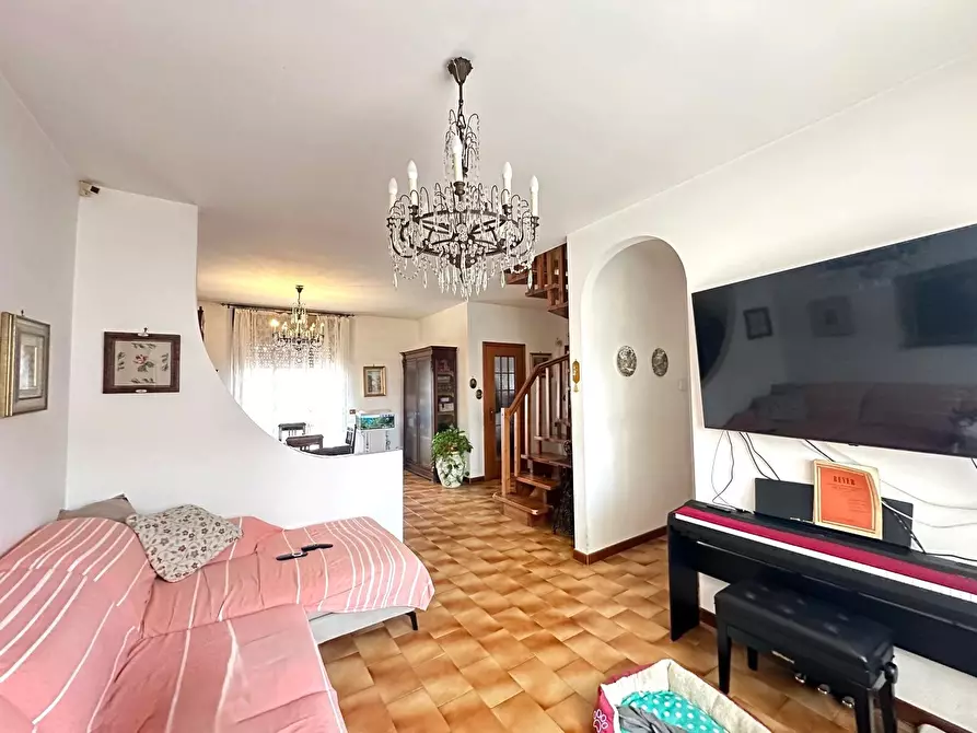 Immagine 24 di Casa bifamiliare in vendita  in Via Marilla Rigazio 22 a Vercelli